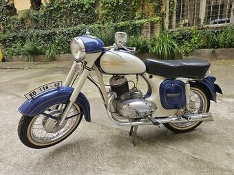 Jawa 250/353, r.v. 1958, STK do 2028, původní značky