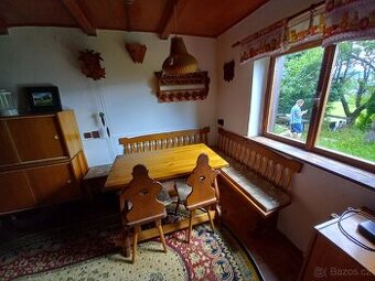 Selský stůl s rohovou lavicí k renovaci