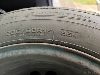 Prodám originál plechová kola 6,5Jx16 ET33 se zimními pneu
