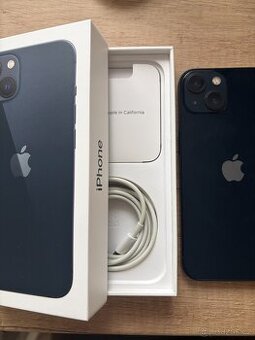 iPhone 13 128GB černý pěkný stav