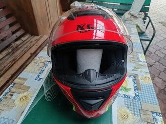 prodám helmu na motorku