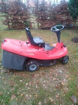 Zahradní sekačka