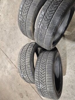 255/45 R20 Pirelli - Zimní