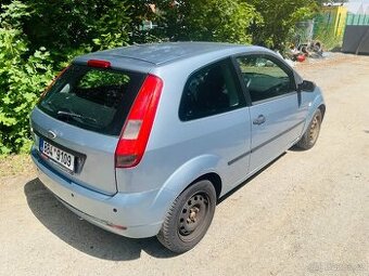 Ford Fiesta 1.3 51kw - Nová STK, Klimatizace