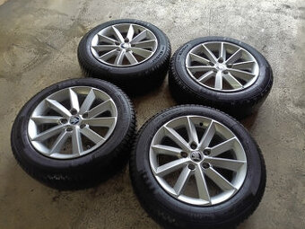 Alu kola škoda octavia III s novými pneu KLeber celorok.
