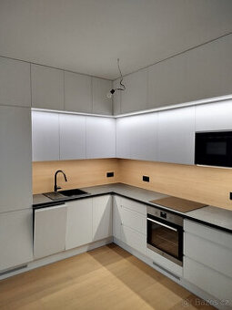 Prodám vybavení interiéru