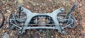 Zadní náprava Mercedes E320