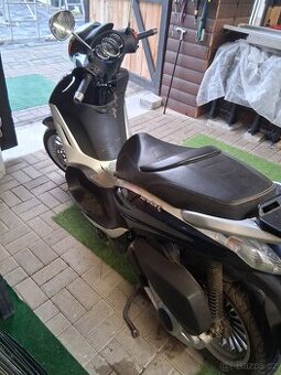 Piaggio Beverly 125
