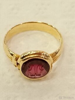 ZLATÝ PRSTEN  14 karátů