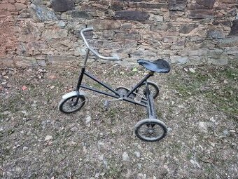 Retro historicka trikolka, original, odpruzena