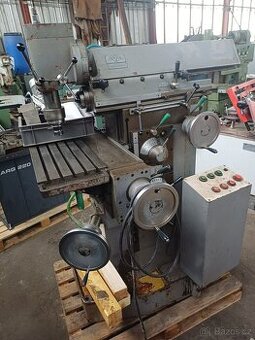 Nástrojařská frézka FNC 25