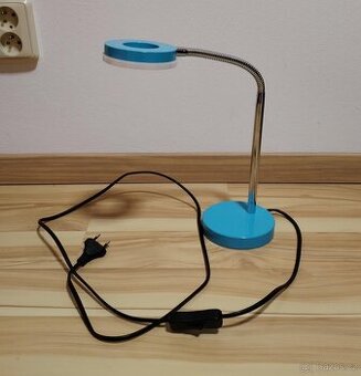 Modrá stolní led lampa lampička