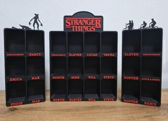 Kinder Joy x Stranger Things stojan na figurky