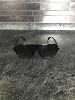 Sluneční brýle FENDI