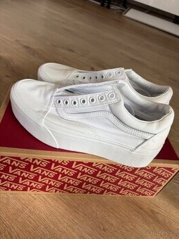 Vans tenisky