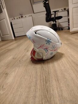 Chlapecká a dívčí lyžařská helma