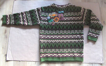 Vintage teplý vzorovaný svetr s nášivkami