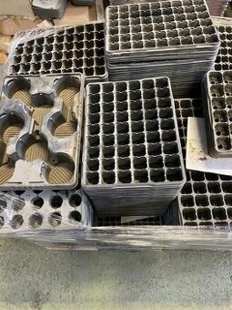 Mix zahradnických obalů