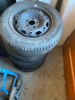 Plechové disky 14” 5x100 a letní pneu 185/60/R14