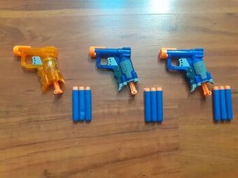 3× Nerf Jolt – funkční, s šipkami