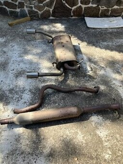 Střední a zadní díl výfuku na Suzuki Swift Sport 2012