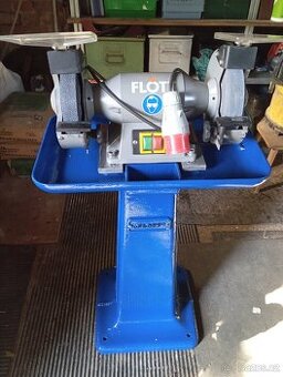 Bruska dvoukotoučová