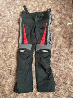 Motorkářské kalhoty