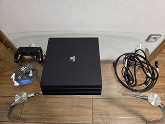 Sony PlayStation 4 Pro 1TB CUH-7016B + ovladač + kabely+1hra