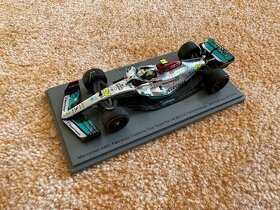 Model Mercedes F1 W13 3rd Bahrain 2022 - Lewis Hamilton 1:43