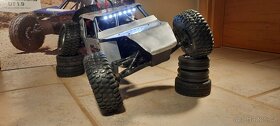 RC auto Vaterra Twin Hammers DT - 1