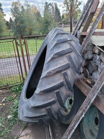 Traktorové zadní pneu ZETOR 9540 - 1