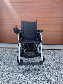 Elektický invalidní vozík