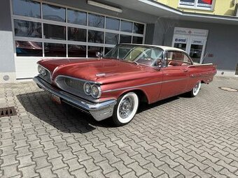 1959 Pontiac Bonneville Coupe
