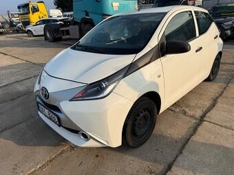 Toyota Aygo X 1.0i 2018 129TM klima pojizdne