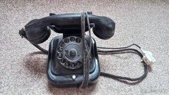 Historický telefon
