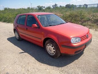 Volkswagen Golf 1'4 16v