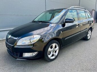 Škoda Fabia Combi 1.2TSI 63kw VÝHŘEV Senzory TEMPOMAT Aux