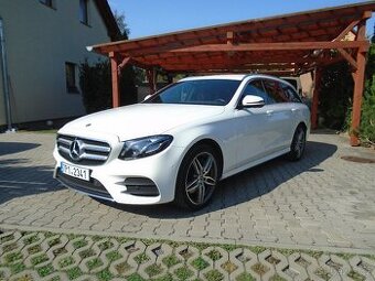 Mercedes-Benz E220 d AMG Paket W213,VirtualKokpit,LED Matrix