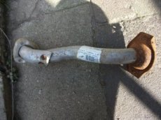 seat toledo 1,8 výfuk