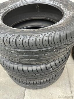 Pneu 195 65 15