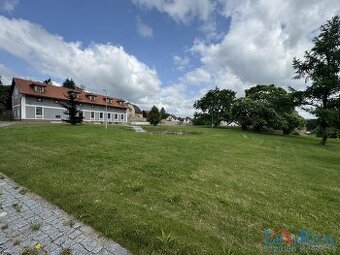 Prodej rodinného domu na pozemku 10 057 m2 Vysoký Újezd - Be