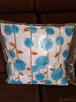 POLŠTÁŘ 40x40cm BUTIK N.O.V.Ý. - 1
