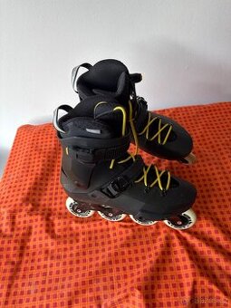 Kolečkové brusle rollerblade twister