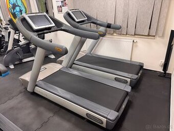 Běžecký pás - Technogym Run 700 Visio