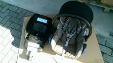 maxi cosi autosedacka a se zakladnou vajicko isofix hneda