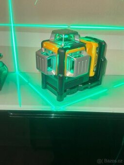 DeWalt PrecisionPro 3-Way 360° - 1