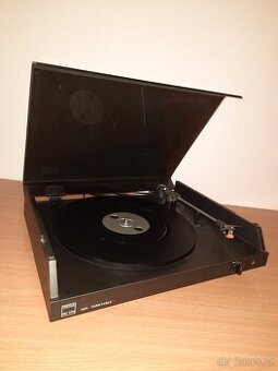 Gramofon Tesla NC 470