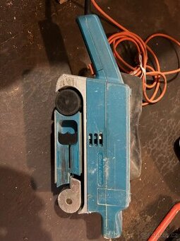Bruska Black& Decker