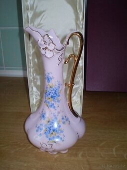 růžový porcelán - karafa s pomněnkami