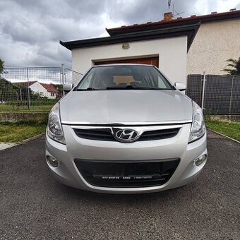 Hyundai i 20 benzín